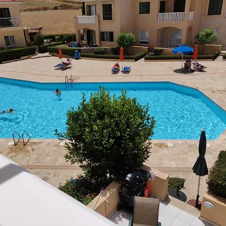 Cyprus-2 Bedrooms Both Ensuite Pool Patios Wifi Polis
