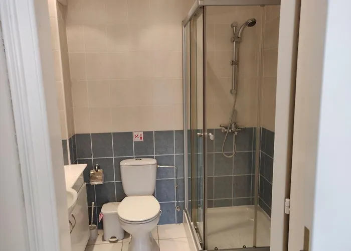 Cyprus-2 Bedrooms Both Ensuite Pool Patios Wifi Polis