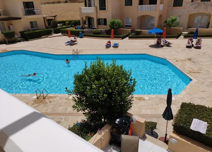 Cyprus-2 Bedrooms Both Ensuite Pool Patios Wifi Polis