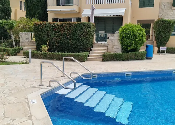 Cyprus-2 Bedrooms Both Ensuite Pool Patios Wifi
